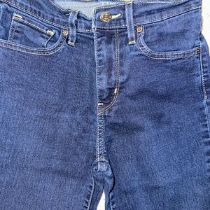 Levi’s 724 High Rise Straight